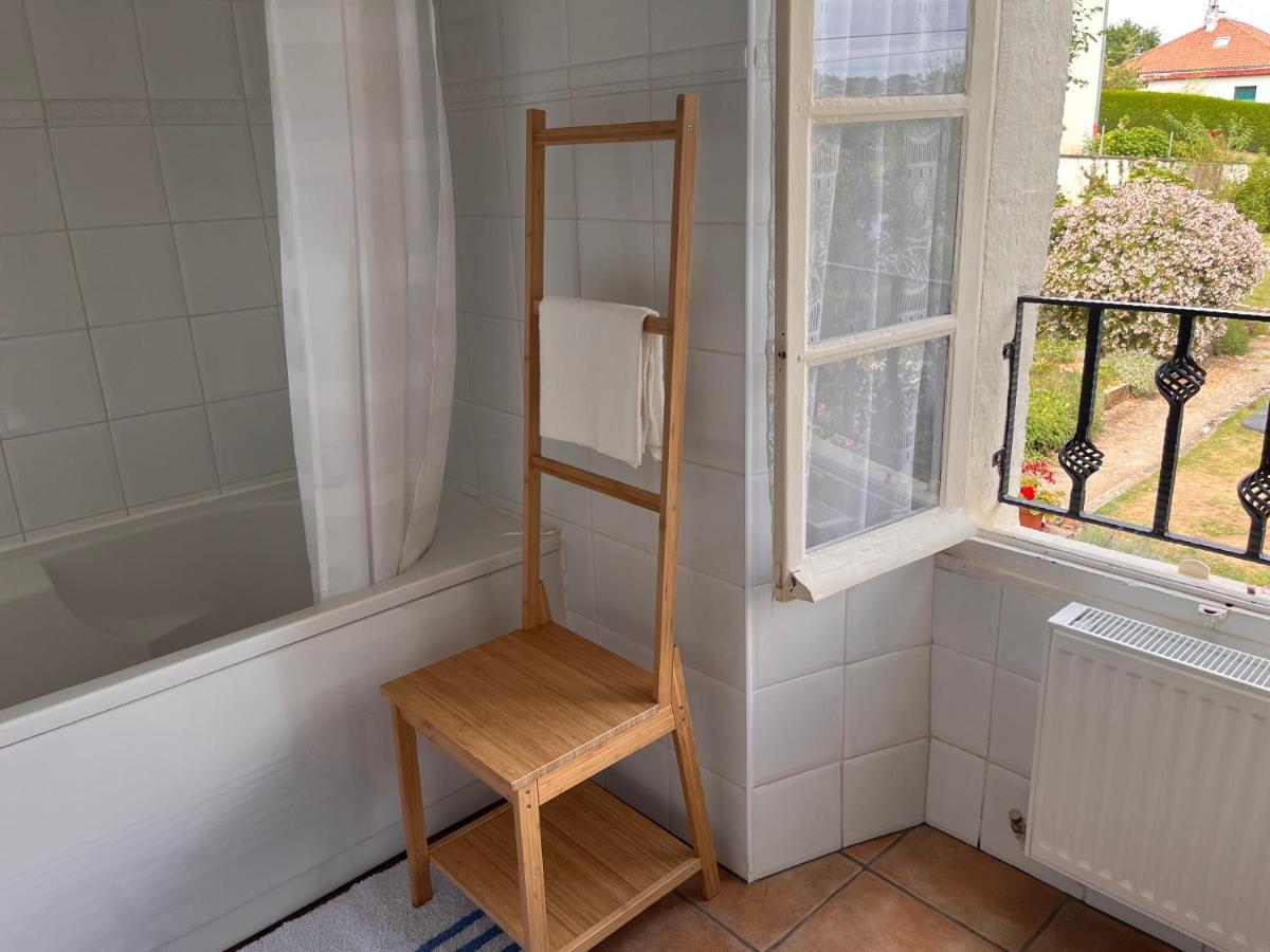 La Maison Du Passeur Availles-Limouzine Eksteriør billede
